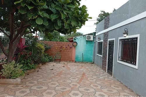 En venta casa en J. Augusto Saldivar zona San Lázaro — foto 2