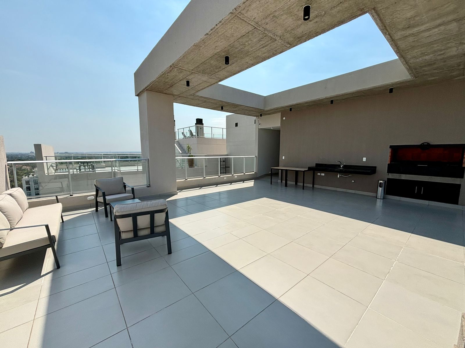 DEPARTAMENTO EN MBURUCUYÁ — foto 2