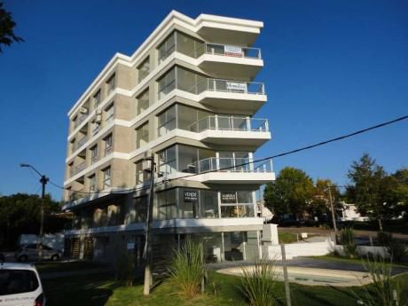 Coast Harbour - Rambla Costanera 5° 506