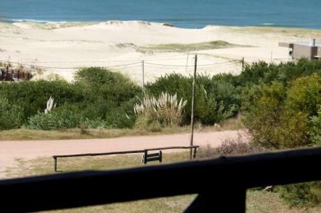 Simon Bolivar (punta Del Diablo)