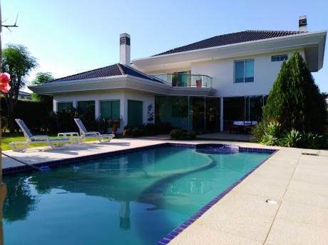 Vendo Hermosa Casa En El Parana Country Club!!