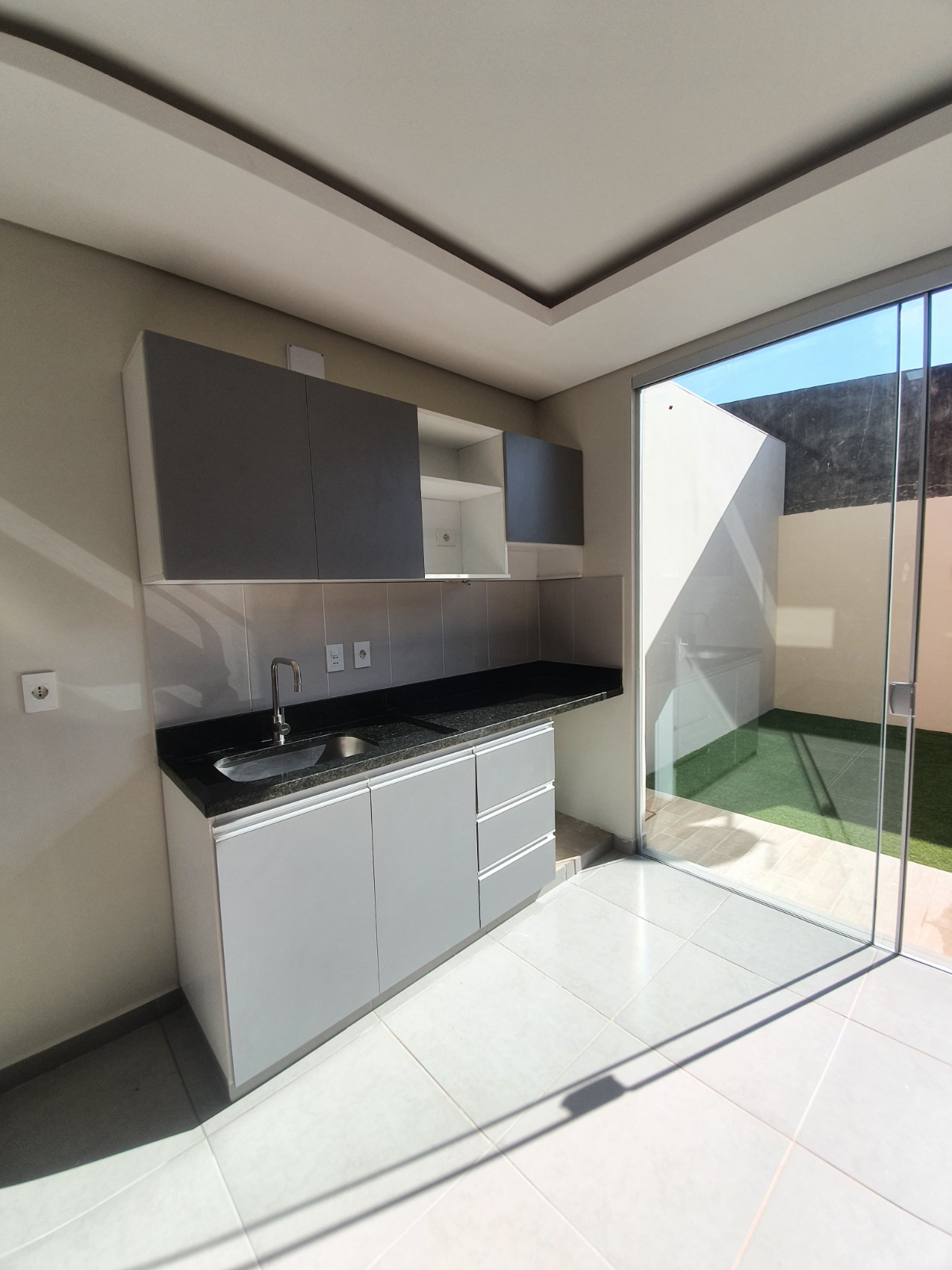 ALQUILO DUPLEX EN LUQUE LAURELTY — foto 2
