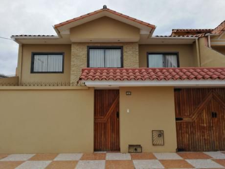 Oferta – Hermosa Casa A Cuadras Del 3 Anillo, Infocal Entre Virgen De Cotoca