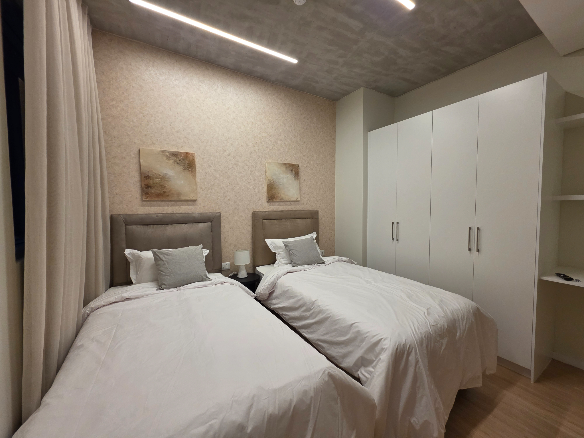 Departamento amoblado en alquiler de 2 habitaciones. Barrio Las Lomas — foto 3