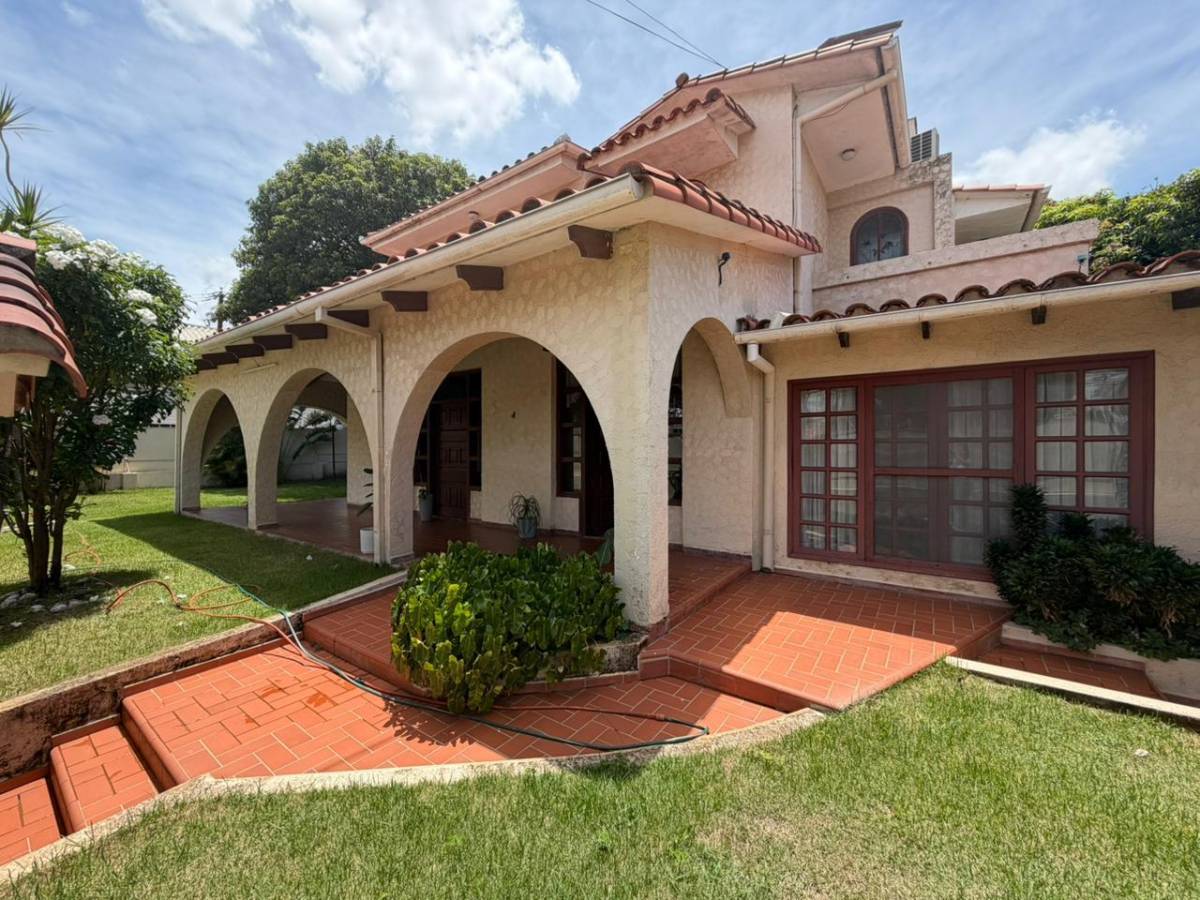 Casa en alquiler en Oeste