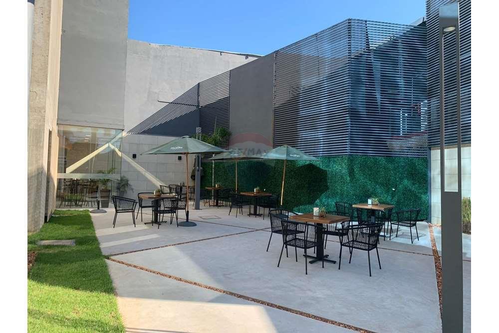 VENDO CAFETERÍA EN PRESTIGIOSO EDIFICIO CORPORATIVO SOBRE AVIADORES DEL CHACO — foto 2