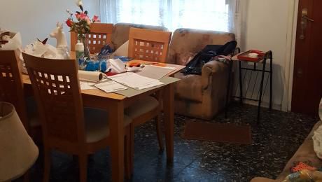 Casa De 2 Dormitorios 1 Baño Jardín Cochera Parrillero 15 Mts Frente