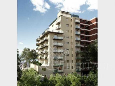 Steps From Punta Carretas Mall 1 Bdrm Apt Golf Course