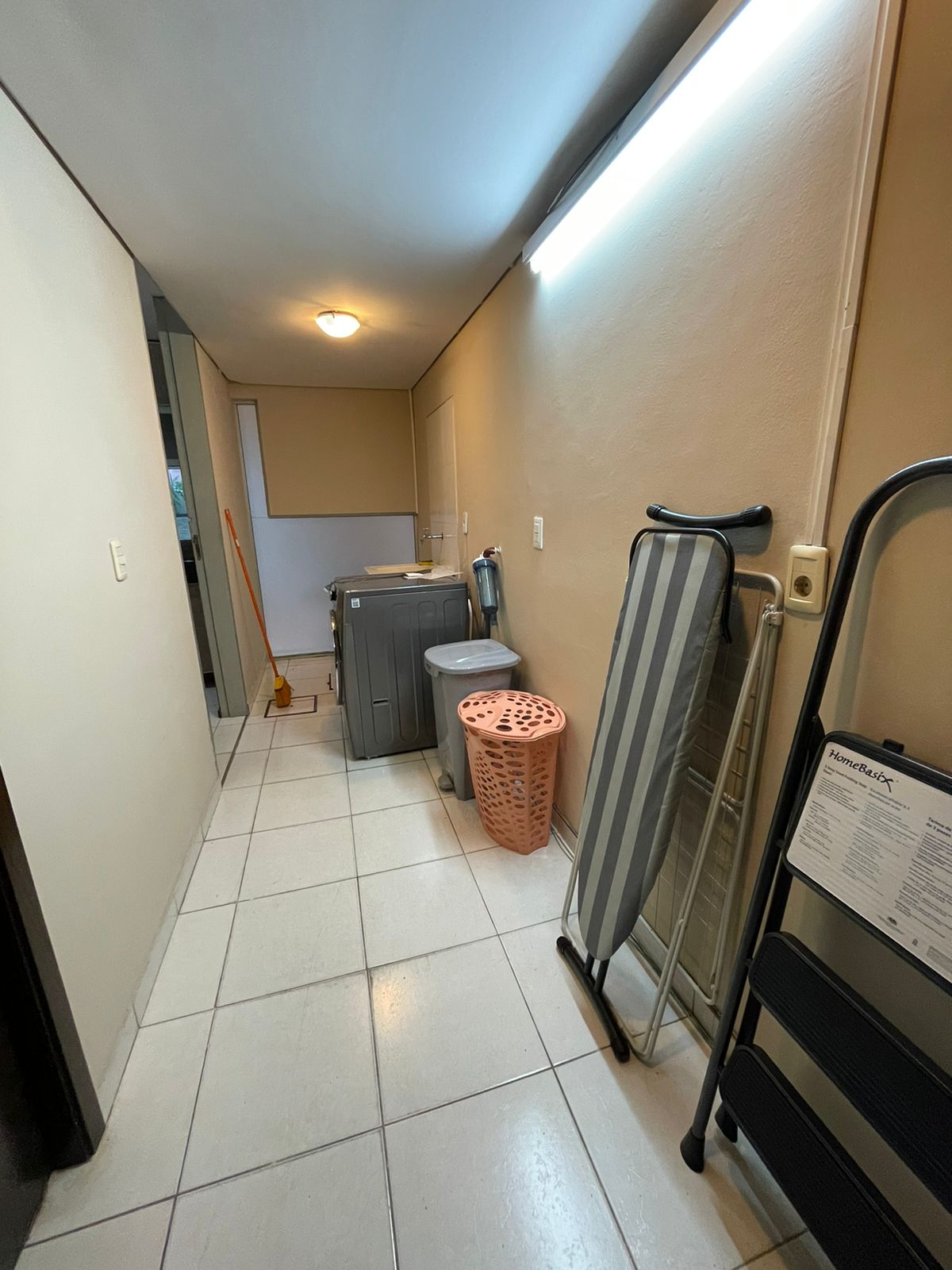 Alquiló amplío dúplex amoblado moderno — foto 3