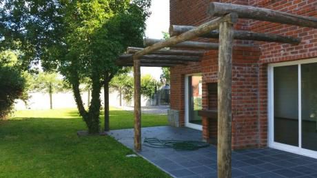 Divina Casa,3d,3b, Cerca De Colegios!!