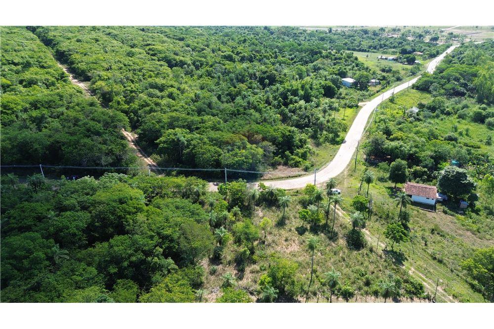 5000m2 En Altos Sobre Empedrado Acuña De Figueroa — foto 2