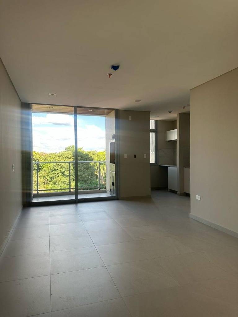 Departamento en alquiler en Las Mercedes, Asunción — foto 3