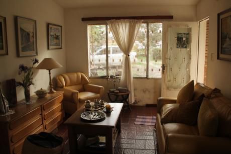 Casa En Gran Terreno Solymar, A Dos De Giannatassio Al Norte.