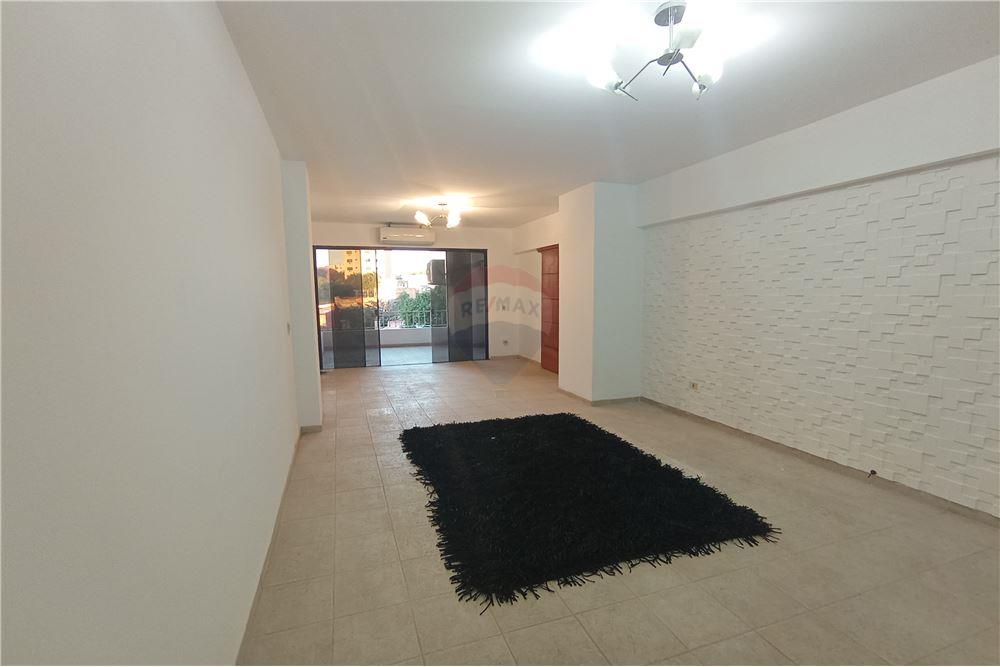 En Alquiler departamento de 3 hab. edif. Comecipar — foto 2