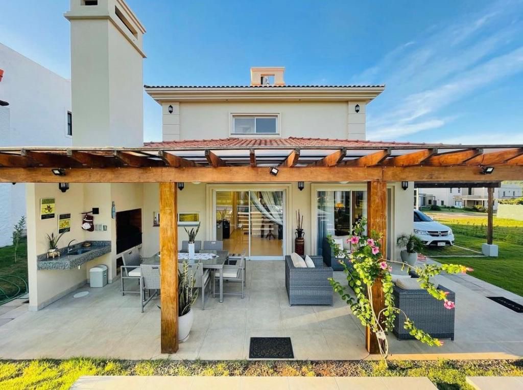 Casa en alquiler en San Bernardino — foto 2