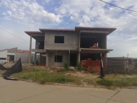 En Venta Casa Con Un 84% De Avance