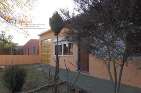 Dos Muy Buenas Casas En Un Padrón, Las Piedras, 2 Y 3 Dorm