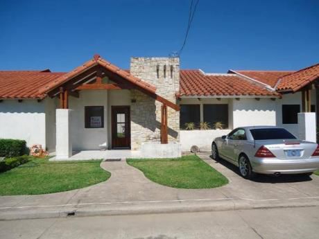 Hermosa Casa En Alquiler En Condominio Zona Norte!!!