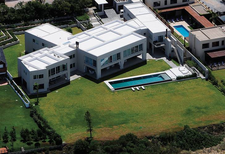 Ya conocías las casas de los famosos en Punta Del Este? - InfoCasas