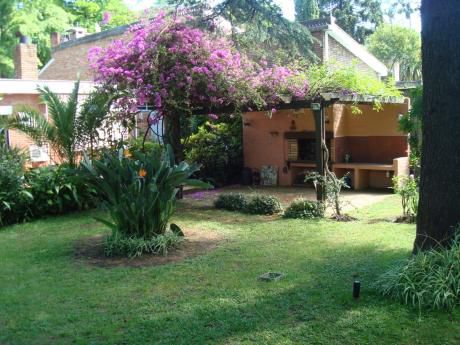 Oportunidad!! A Metros De Arocena Padrón único De Casi 1000 M2 De Terreno