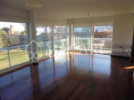 Impecable Punta Gorda, A Metros Plaza Virgilio