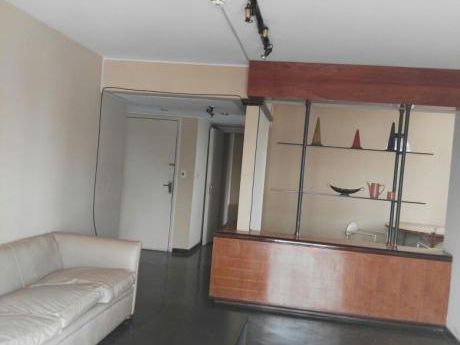 Alquiló Departamento En El Centro De Asunción Semi Amoblado