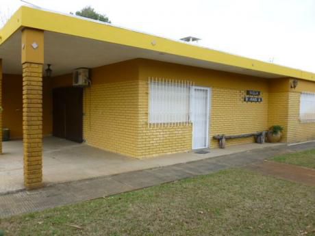 Casa Con Gran Salón Barbacoa
