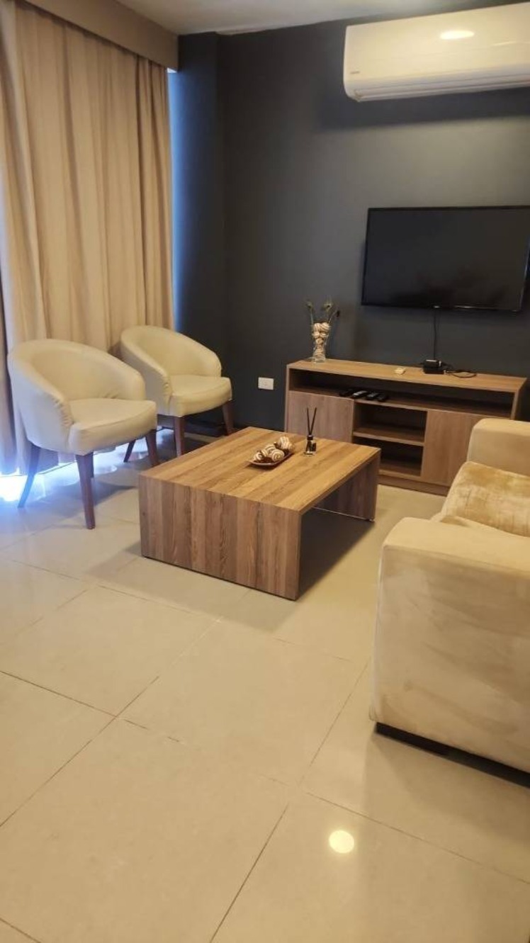 Departamento en alquiler en Villa Morra