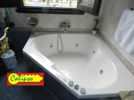 Frente Al Mar-detalles De Categoría-no Hay Otra Igual-inmobiliaria Calipso