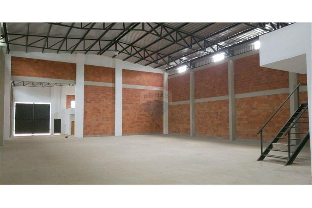 ALQUILO DOS DEPOSITOS EN SAN LORENZO ZONA PODER JUDICIAL — foto 2