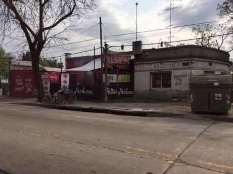 Oficina Sosa - Casa Sobre Av. Millán Adaptada A Local