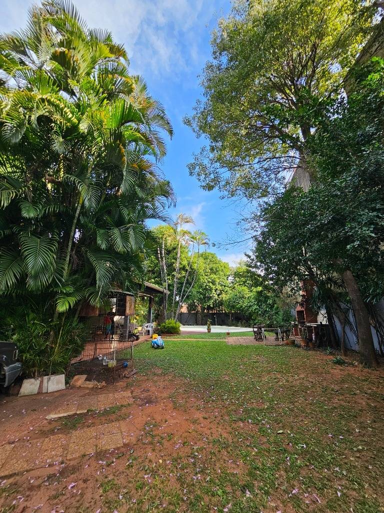 ALQUILO AMPLIA CASA EN LAMBARÉ • BARRIO PALOMAR (sin muebles) — foto 3