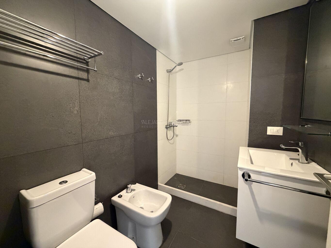 Alquiler monoambiente con balcón como a estrenar!! Pocitos · Foto 11