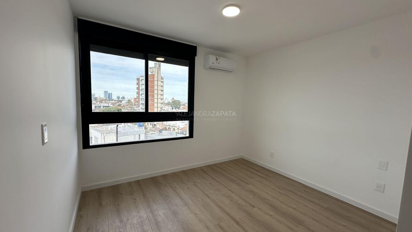 Alquiler apartamento 1 dormitorio con balcon. Garage. La Blanqueada · Foto 11