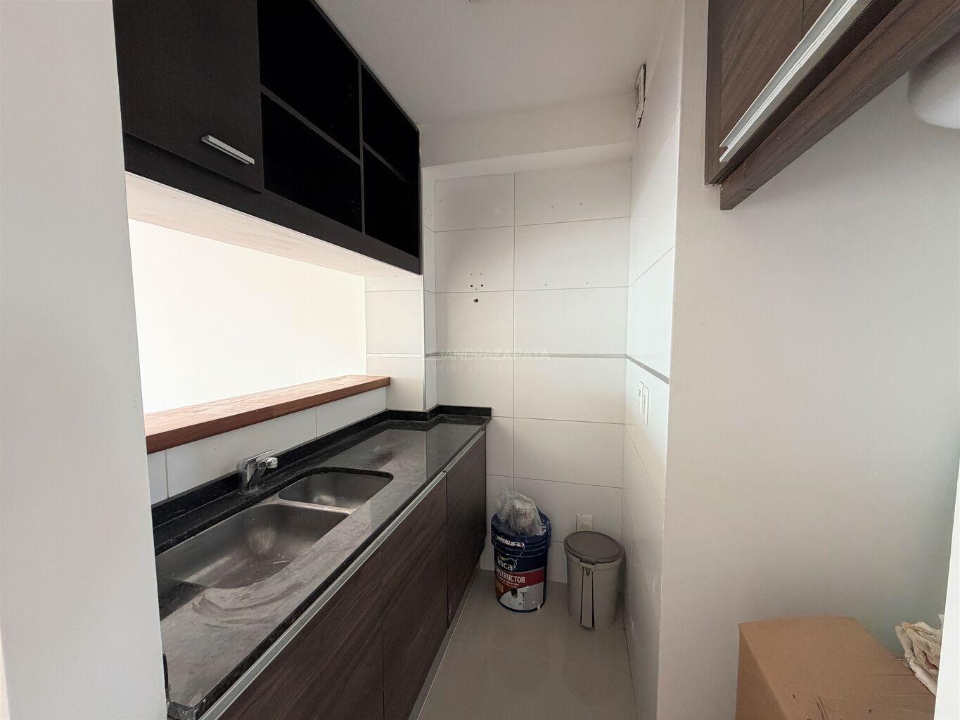 Alquiler apartamento 2 dormitorios, garage, vista despejada. Pocitos · Photo 7