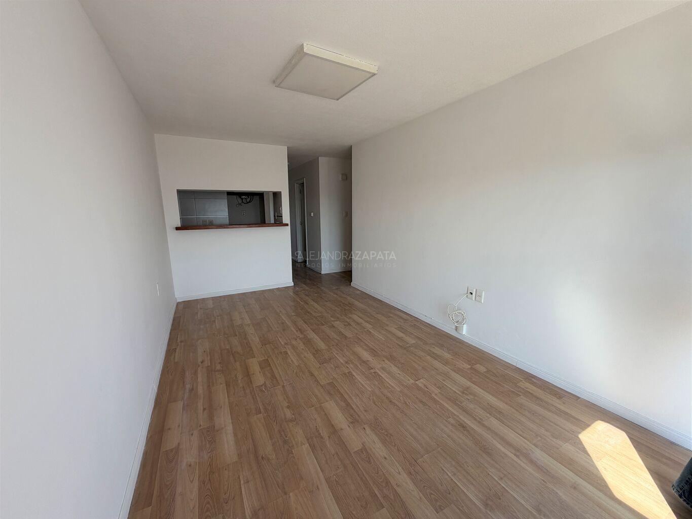 Alquiler apartamento 2 dormitorios, garage, vista despejada. Pocitos · Photo 5