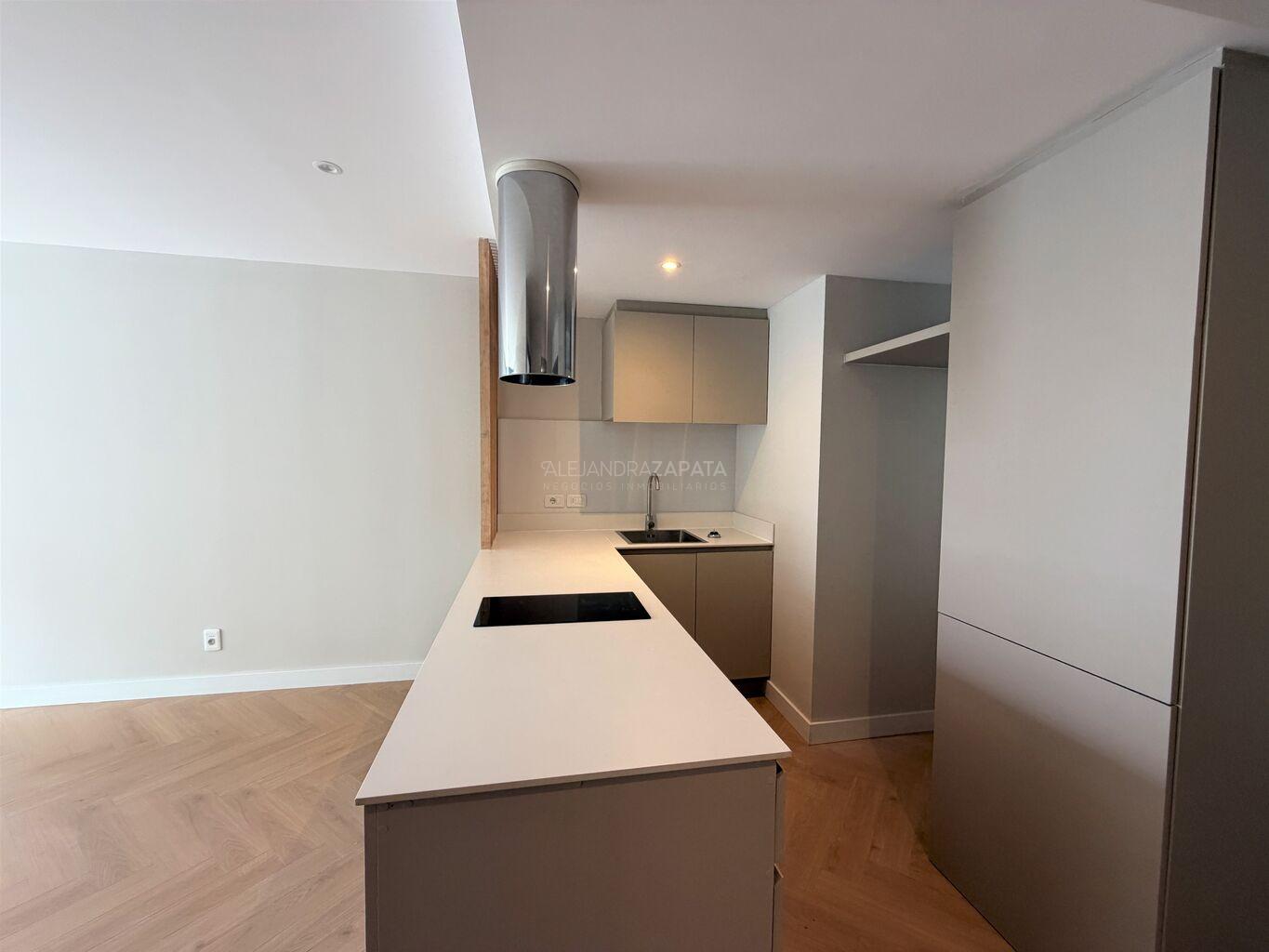 Alquiler apartamento A ESTRENAR. Un dormitorio, balcón y parrillero. Garage. Buceo · Foto 4