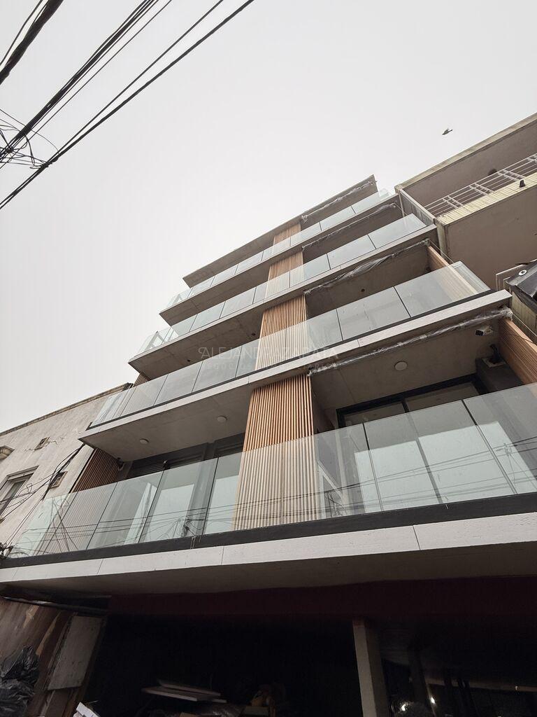 Venta apartamento a estrenar, 2 dormitorios 2 baños, parrillero y balcón entrega en agosto 2026
