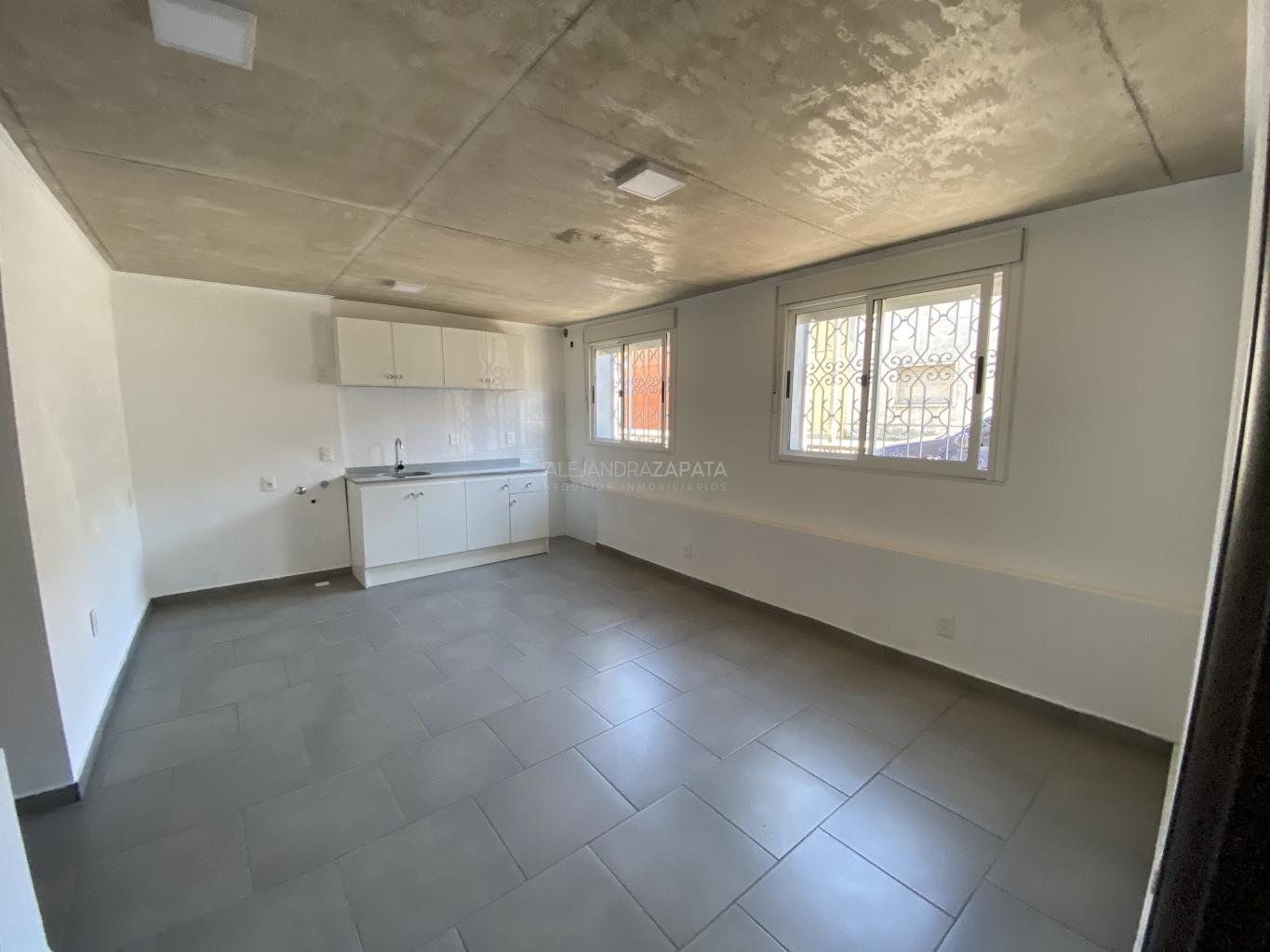 Venta apto impecable 1 dormitorio La Comercial
