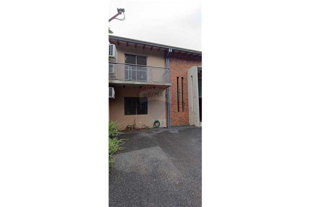 Alquilo Hermoso Duplex en Lambaré — foto 2
