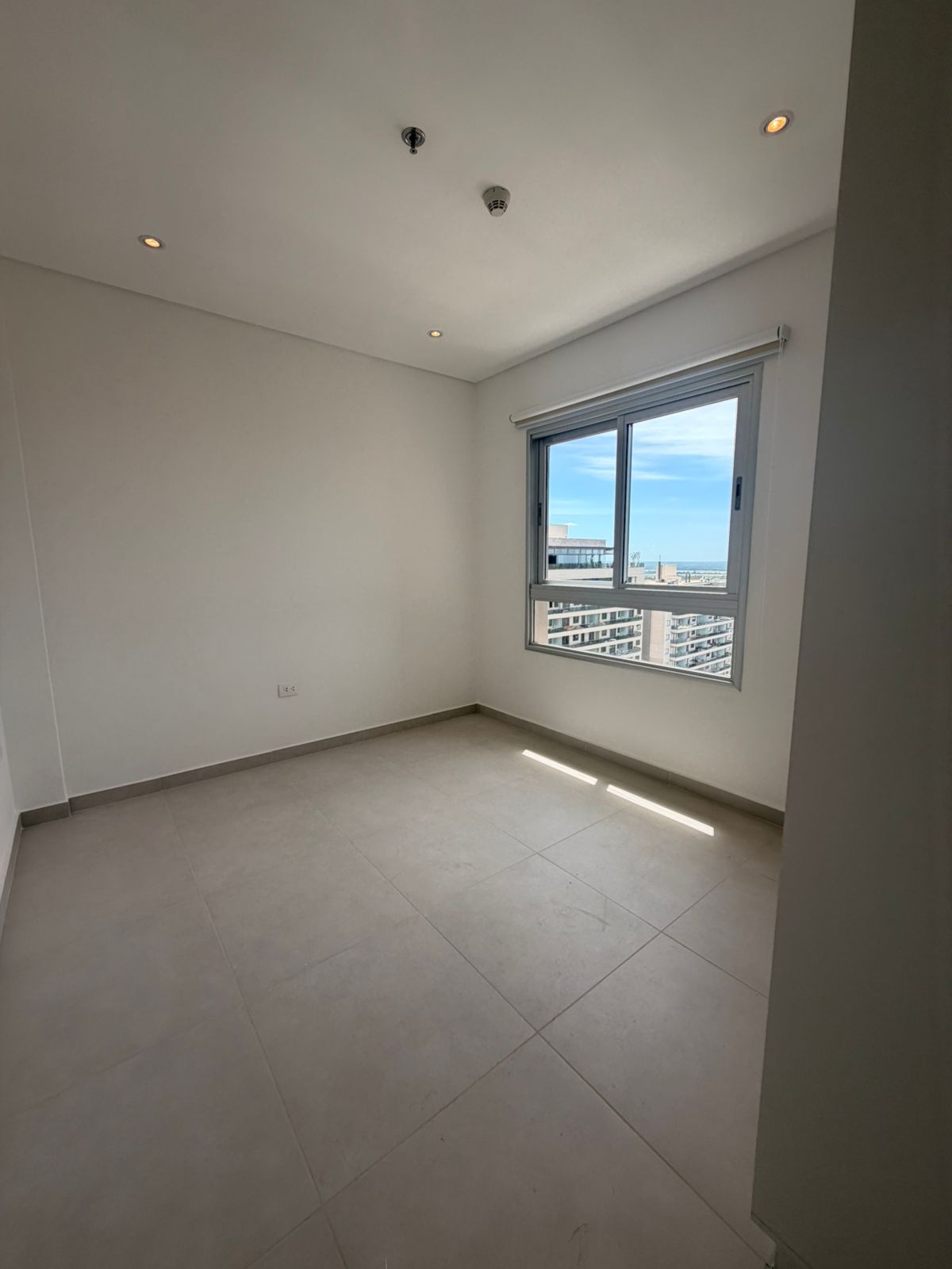 ALQUILO DEPTO A ESTRENAR – EDIFICIO FORTALEZA MOLAS LÓPEZ — foto 3