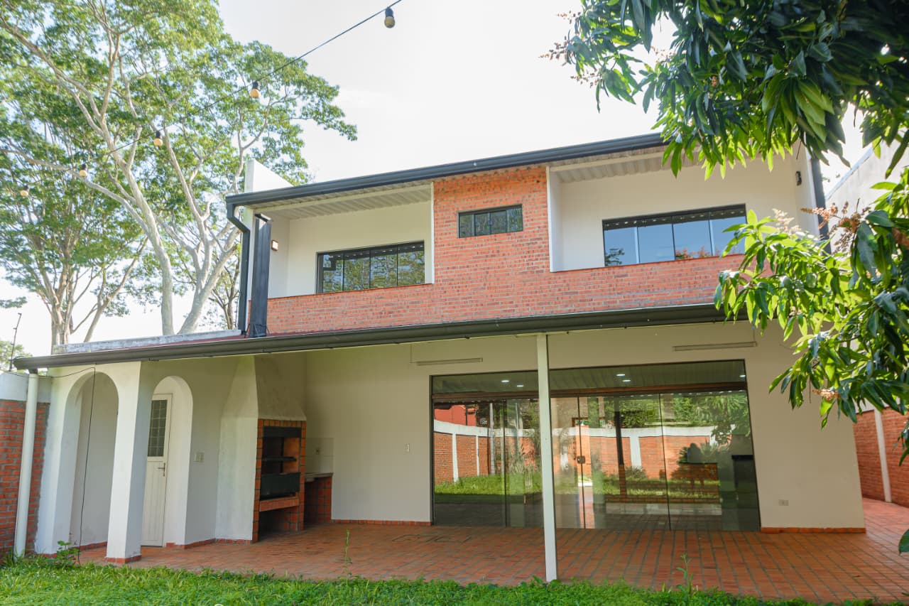 Casa en venta en Mariano Roque Alonso, Monseñor Bogarin, La Concordia - foto 2