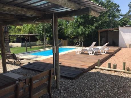 Se Vende Casa En El Pinar Sur Próxima Al Arroyo. Divina!!