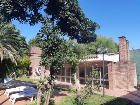 Padron Unico, Una Planta,piscina, Barbacoa, Fondo!!!!
