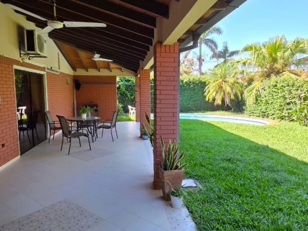 Casa en venta en Los Laureles