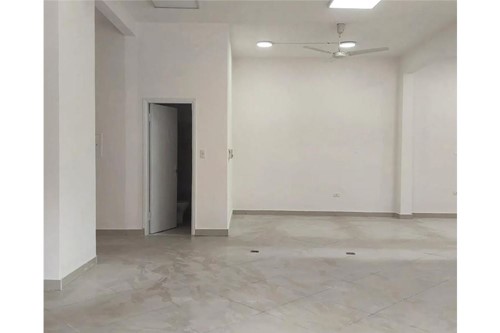 ALQUILO LOCAL COMERCIAL — foto 2