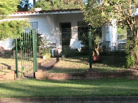 Casa En Las Toscas Sur 2 Dormitorios