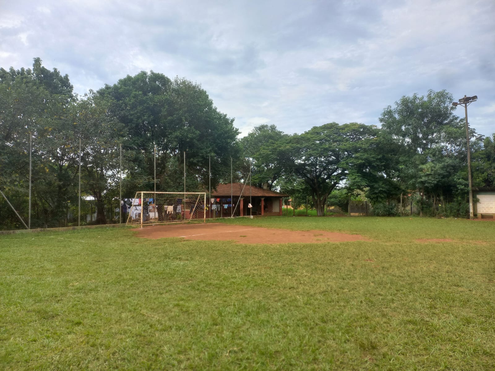 EN VENTA COMPLEJO DEPORTIVO — foto 2