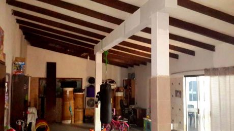 Vendo Casa Con Construcción Apta Para Restaurante O Cualquier Tipo De Negocio