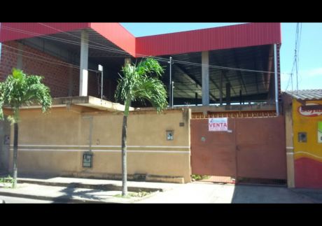 Amplia Casa En Villa Warnes
